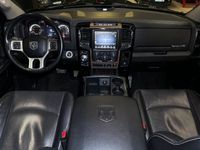 begagnad Dodge Ram Crew Cab 5.7 V8 Höjd Leer Laramie T-Lucka 395
