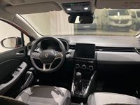 Begagnad Renault Clio V Evolution 91 HK (66 kW) 2025 Orange Halvkombi