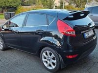 Begagnad Ford Fiesta Titanium 82 HK (60 kW) 2009 Svart Halvkombi