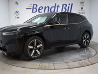 begagnad BMW iX xDrive40 / H&K ljud / 360 kamera / Head-Up