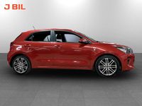 Begagnad Kia Rio 84 HK (61 kW) 2017 Röd Halvkombi