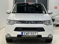 begagnad Mitsubishi Outlander 2.2Di-D/ 150HK/ 4WD/ S+V-HJUL/NYSERV