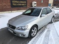 Begagnad Lexus IS200 155 HK (114 kW) 2005