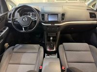 Begagnad VW Sharan 150 HK (110 kW) 2015 Silver Minibuss