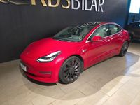 Begagnad Tesla Model 3 Performance 377 kW (513 HK) 2019 Röd Sedan