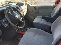 begagnad VW Transporter Chassi Dubbelhytt 2.5 TDI Automat 102hk