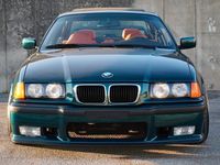 begagnad BMW 323 i Coupé M-Sport|UNIK|Extremt Påkostad|BostonGreen|
