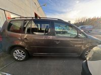 begagnad VW Touran 2.0 TDI Automat 7-sits Auto park Navi