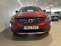 Begagnad Volvo XC60 Standard 220 HK (161 kW) 2016 Röd SUV