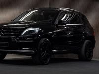Begagnad Mercedes ML63 AMG AMG 525 HK (386 kW) 2013 Svart SUV