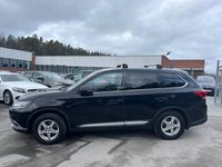 begagnad Mitsubishi Outlander 2.2 Di-D 4WD 150hk 7-sits Nyservad Värmare