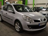 begagnad Renault Clio Ny Kamrem\Vattenpump