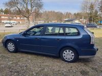 begagnad Saab 9-3 1.8 Linear sportcombi blå met Besiktad Dragkrok Ac