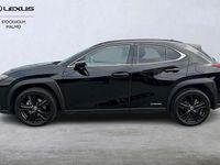 Begagnad Lexus UX 250h Sport Line 186 HK (136 kW) 2022 Svart SUV