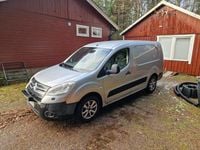 Begagnad Citroën Berlingo 90 HK (66 kW) 2010 Minibuss