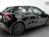 Begagnad MG MG4 EV Luxury 150 kW (204 HK) 2022 Svart Halvkombi