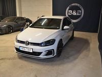 Begagnad VW Golf VIII GTE 204 HK (150 kW) 2020 Vit Halvkombi