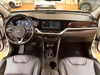 Begagnad Kia Niro Advance 105 HK (77 kW) 2020 Vit SUV