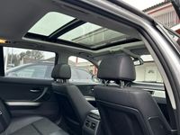 begagnad BMW 320 d Touring Aut Drag Panorama