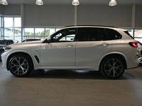 begagnad BMW X5 xDrive45e 394hk M Sport Pano H/K Drag Komfortsäten