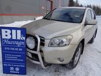 Begagnad Toyota RAV4 136 HK (100 kW) 2007 Ljusbrun SUV