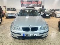 Begagnad BMW 116 116 HK (85 kW) 2004 Ljusgrå Halvkombi