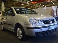Begagnad VW Polo Comfortline 75 HK (55 kW) 2002 Silver Halvkombi