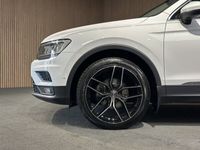 begagnad VW Tiguan 2.0 TDI DSG 4Motion Premium I Drag I Värma