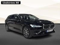 Begagnad Volvo V60 355 HK (261 kW) 2022 Svart Kombi