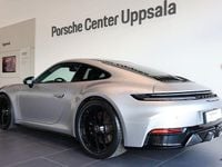 Begagnad Porsche 911 Carrera 4 GTS 542 HK (398 kW) 2025 Silver Sportkupé