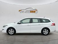 Begagnad Peugeot 308 SW Active 110 HK (80 kW) 2015 Vit Kombi