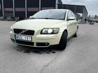 begagnad Volvo S40 2.4 Momentum Euro 4