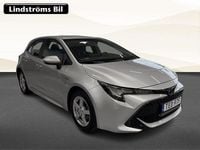 Begagnad Toyota Corolla Hybrid Active 124 HK (91 kW) 2021 Silver