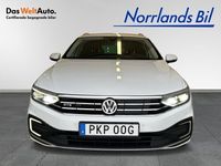 begagnad VW Passat Passat Sportscombi GTEVariant 1.4 GTE DSG 218HK | SoV-hjul |