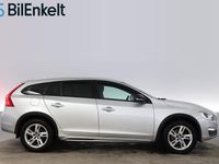 Begagnad Volvo V60 CC Summum 151 HK (111 kW) 2016 Silver Kombi