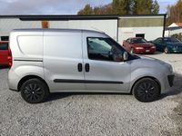 Begagnad Fiat Doblò 120 HK (88 kW) 2014 Grå Minibuss
