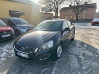 Begagnad Volvo S60 Momentum 203 HK (149 kW) 2011 Blåmet Sedan