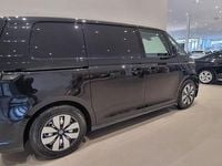Begagnad VW ID. Buzz 150 kW (204 HK) 2024 Svart Minibuss