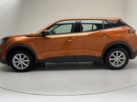 Begagnad Peugeot e-2008 100 kW (136 HK) 2022 Orange SUV