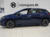 Begagnad Nissan Leaf Acenta 110 kW (150 HK) 2022 Blå Halvkombi