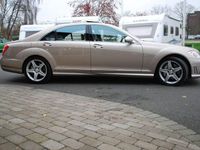 Begagnad Mercedes S600L Exclusive 517 HK (380 kW) 2006 Gul Sedan