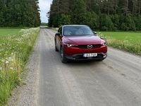 Begagnad Mazda MX30 Edition 105 kW (143 HK) 2020 Röd SUV