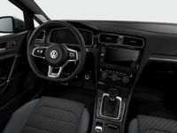 begagnad VW Golf TSI 150HK R-Line Värmare Dynaudio Drag Pluspaket