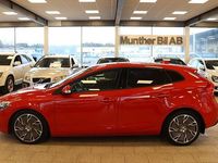 Begagnad Volvo V40 Kinetic 116 HK (85 kW) 2013 Röd Halvkombi
