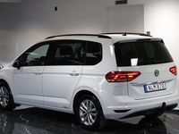 Begagnad VW Touran 110 HK (80 kW) 2018 Vit Minibuss