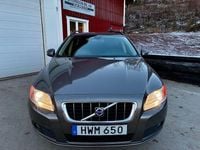 Begagnad Volvo V70 Momentum 200 HK (147 kW) 2008 Grå Kombi