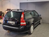 begagnad Volvo V50 2.4 Kinetic Euro 4 *Motorvärmare*Dragkrok*