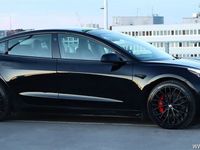 begagnad Tesla Model 3 Performance AWD S/V-hjul Moms