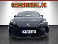 Begagnad MG MG4 EV 125 kW (170 HK) 2023 Svart Halvkombi