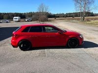 Begagnad Audi A3 Sportback 150 HK (110 kW) 2013 Röd Halvkombi